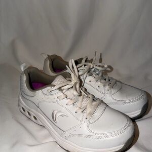 Therafit Women's White Athletic Shoes